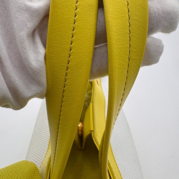 TOM FORD Calfskin Mini Logo Tote White - Picture 10 of 13